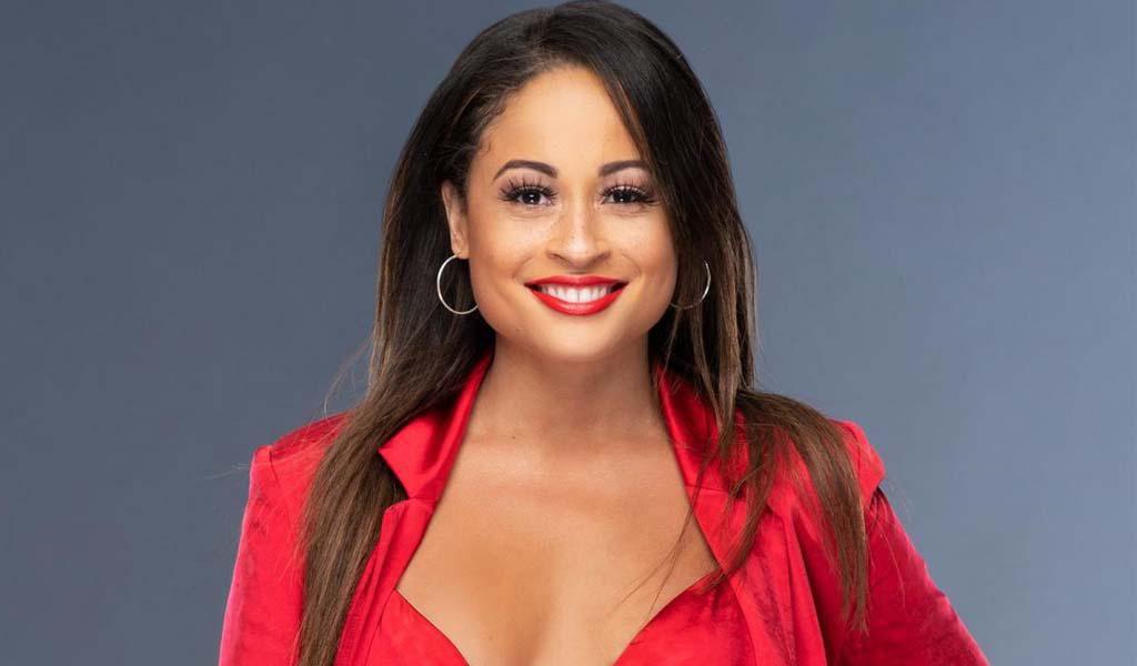 Kayla Braxton - Professional Sports Motivational Speaker