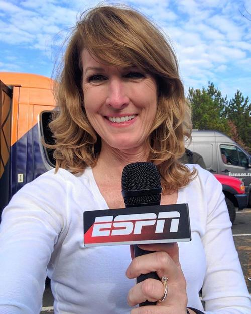 Debbie Antonelli - Professional Sports Motivational Speaker