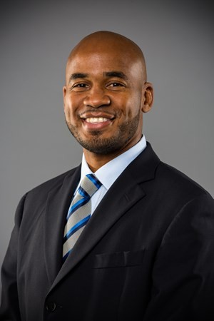Shaheen Holloway - Professional Sports Motivational Speaker