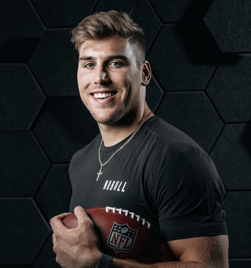 Lukas Van Ness - Professional Sports Motivational Speaker