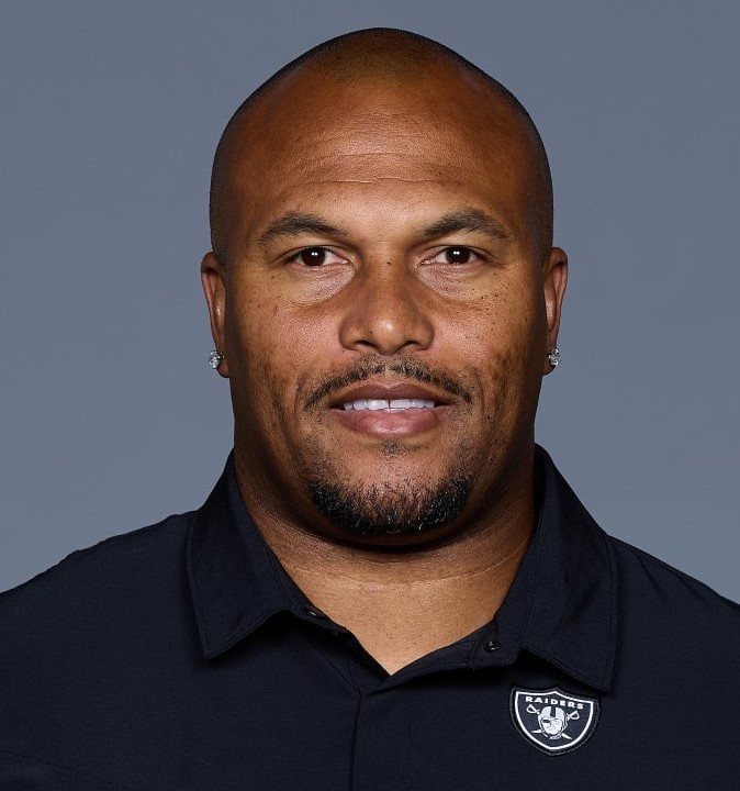 Antonio Pierce - Professional Sports Motivational Speaker