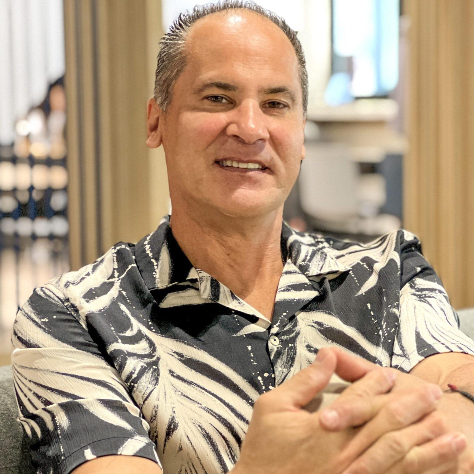 Omar Vizquel - Professional Sports Motivational Speaker