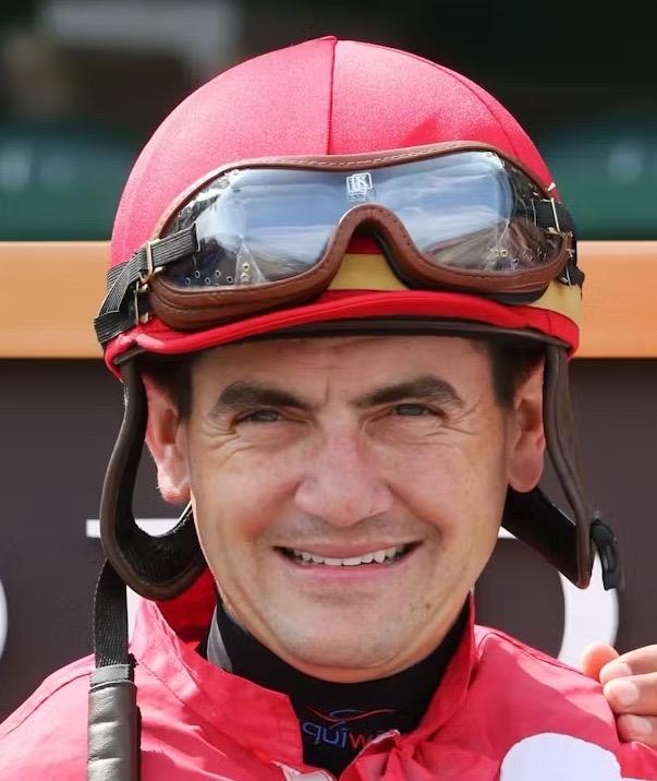 Brian Hernandez Jr. - Professional Sports Motivational Speaker