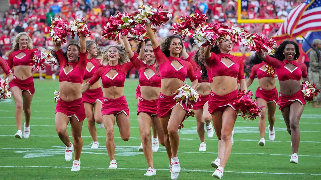 Chiefs Cheerleaders - Motivational Sports Speaker