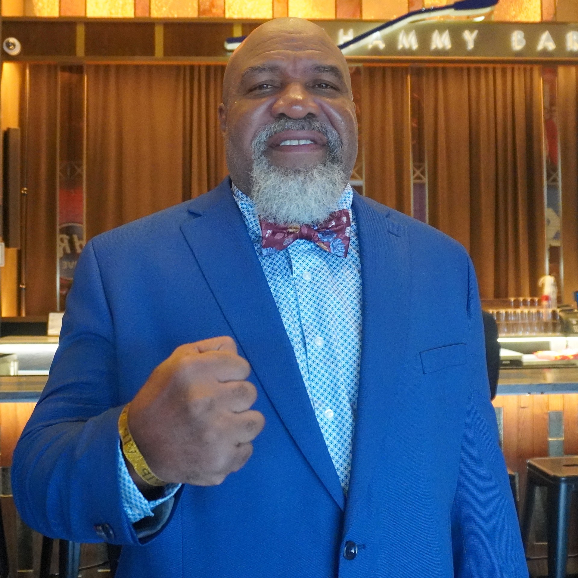 Shannon Briggs - Professional Sports Motivational Speaker