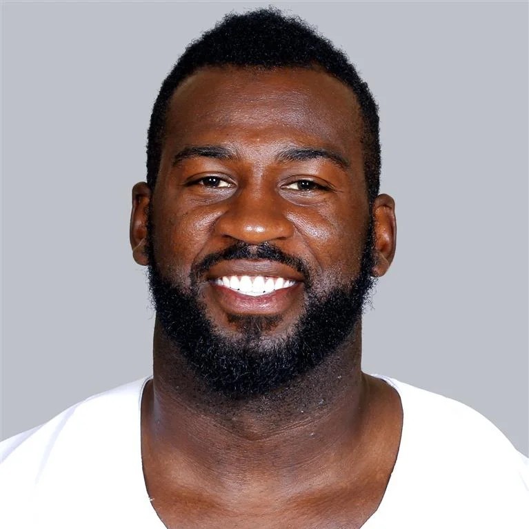 George Selvie - Professional Sports Motivational Speaker