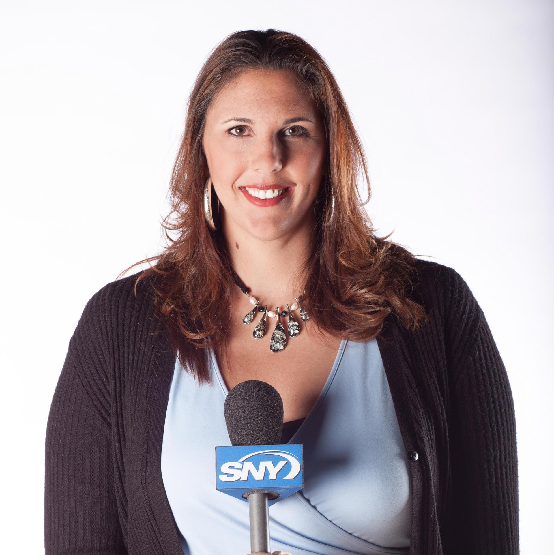 Kara Wolters - Professional Sports Motivational Speaker