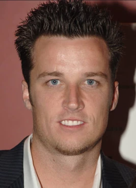 Lawrence Tynes - athletespeakers