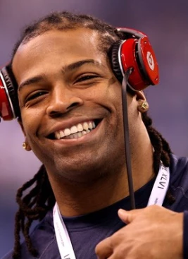 BenJarvus Green Ellis - athletespeakers