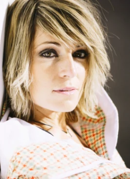 Tara Dakides - athletespeakers