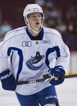 Elias Pettersson - athletespeakers