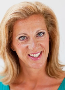 Sally Gunnell - athletespeakers