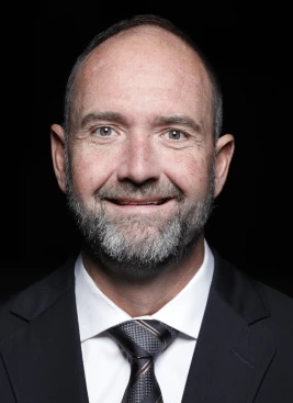 Peter DeBoer - athletespeakers