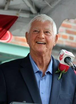 Carl Yastrzemski - athletespeakers