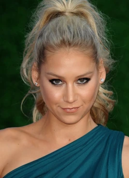 Anna Kournikova - athletespeakers