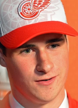 Dylan Larkin - athletespeakers