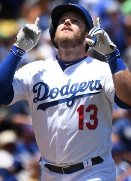 Max Muncy - athletespeakers