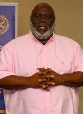 Russell Maryland - athletespeakers