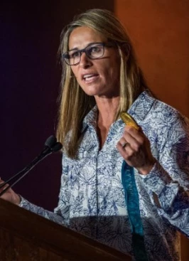 Stacy Dragila - athletespeakers