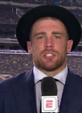 Zach Ertz Speaking Fee and Booking Agent Contact